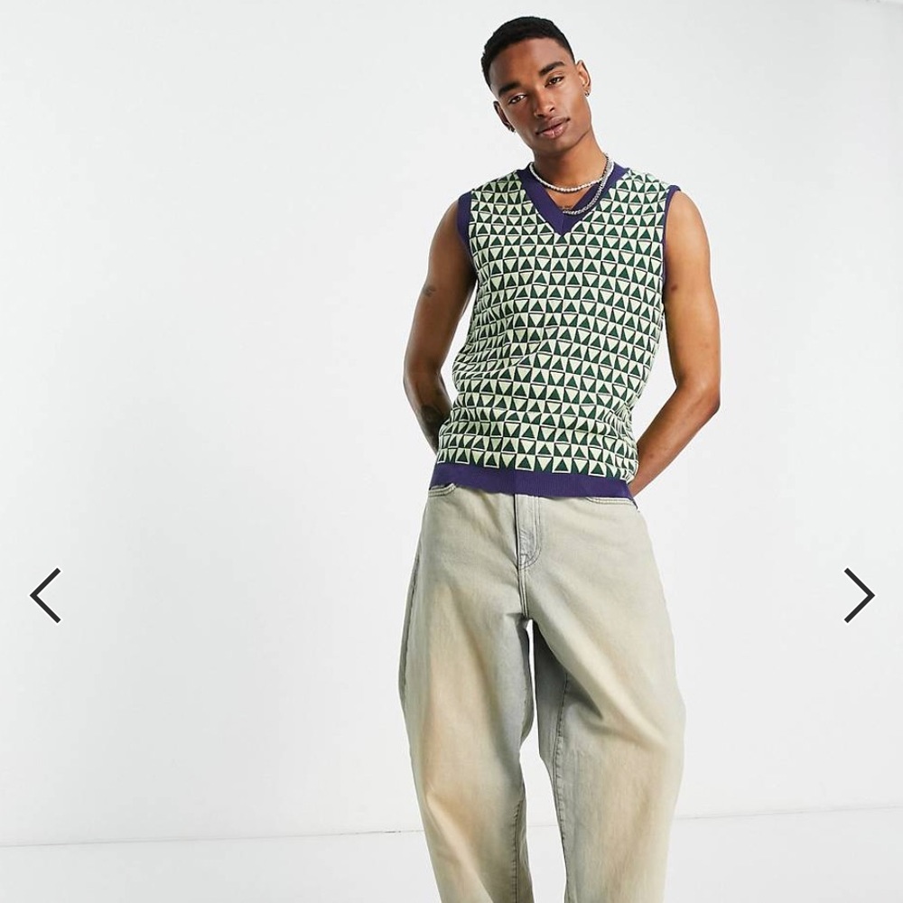Men’s Knit Tank Sweater Vest in Green geo pattern